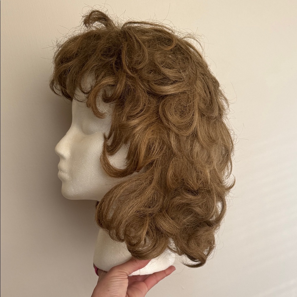 Brown Women's Wig (7) - Picture 5 of 6